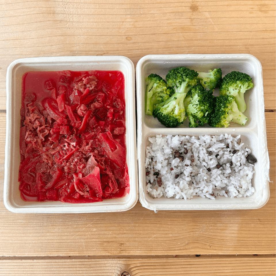 牛肉とビーツのボルシチ