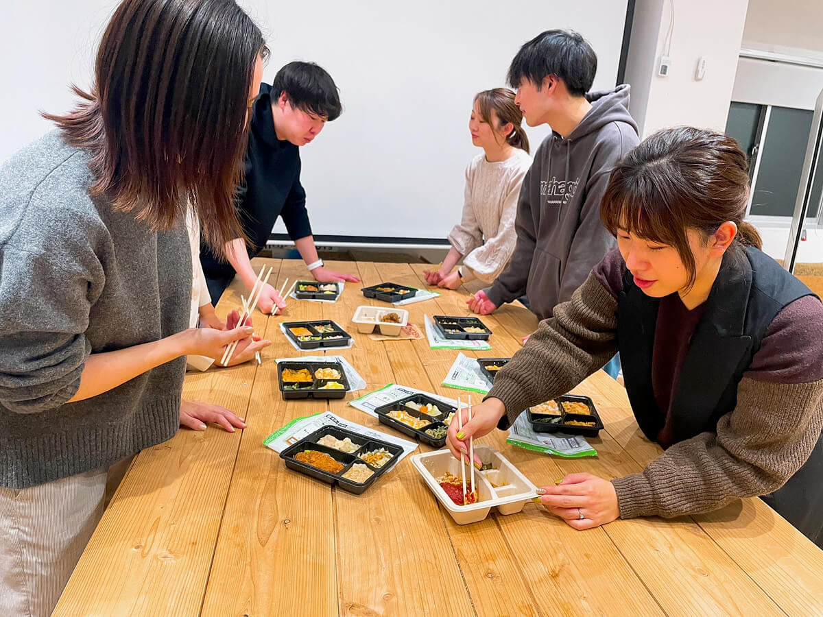 nosh実食レビュー風景