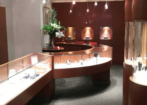 ダイヤモンドシライシ 銀座本店の内観写真